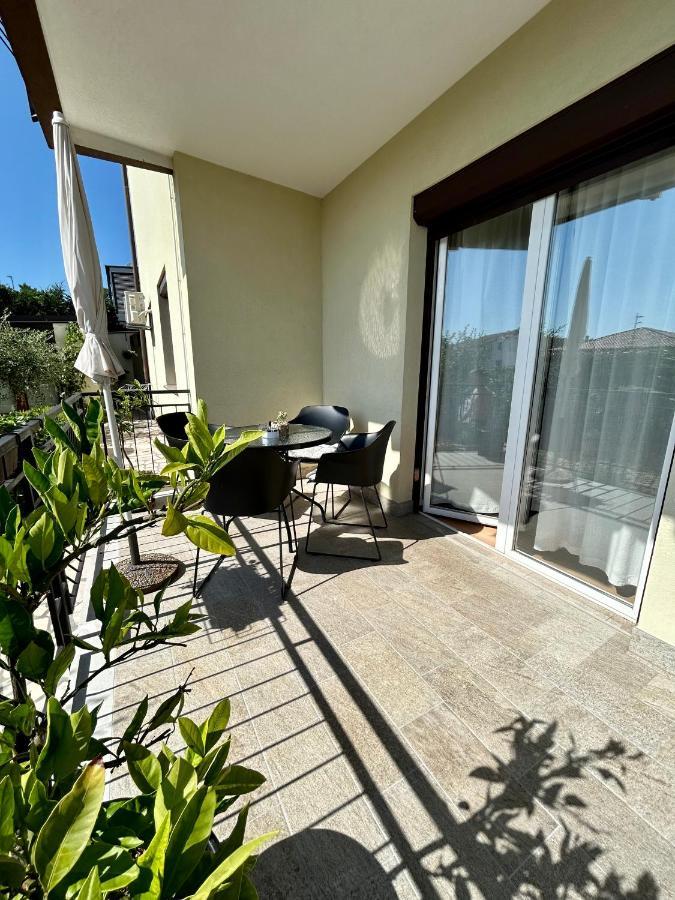 Apartments Sara Novigrad  Zewnętrze zdjęcie